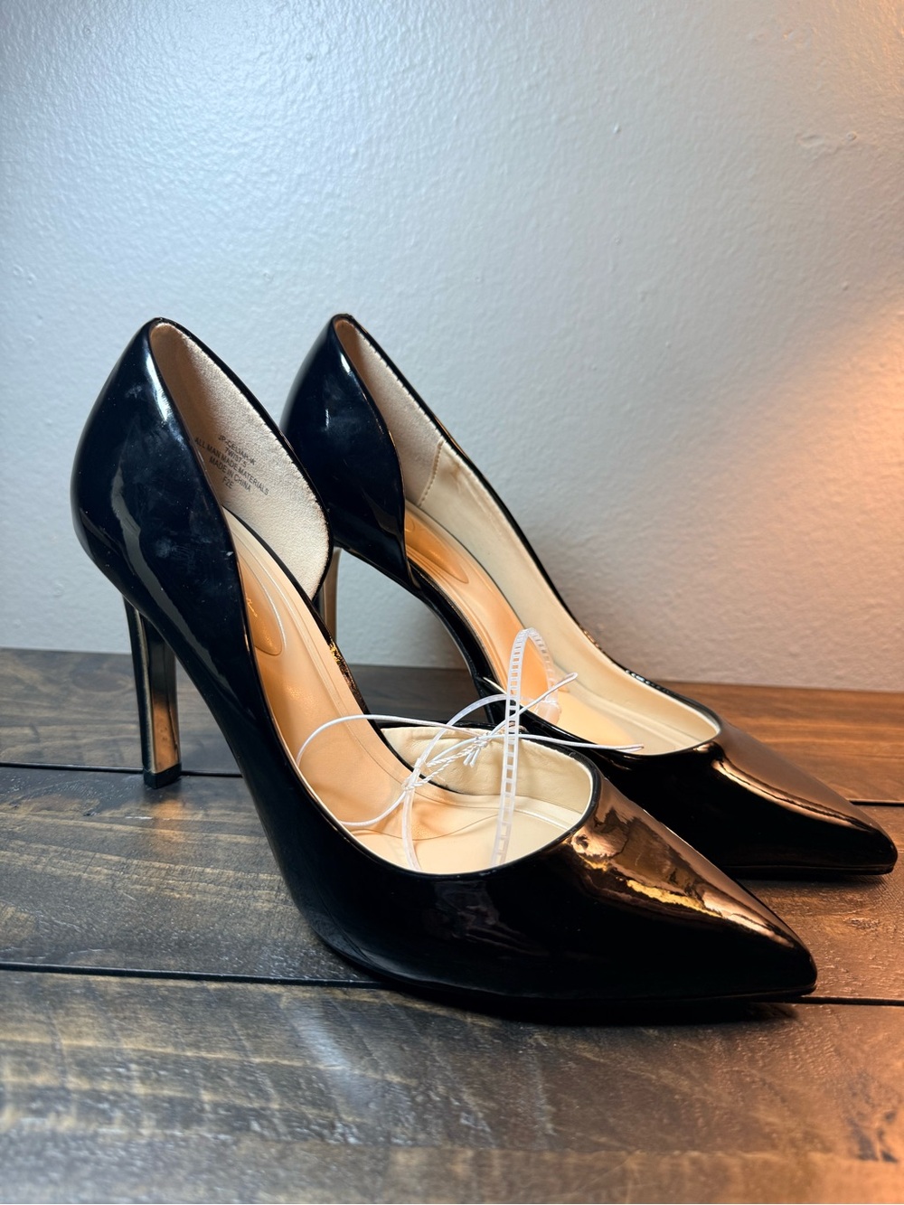 Jessica Simpson Black Patent High Heel Pump Size 7W New - Picture 2 of 9